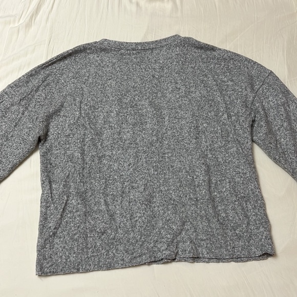 Zara Grey Pearl Top - Picture 8 of 9
